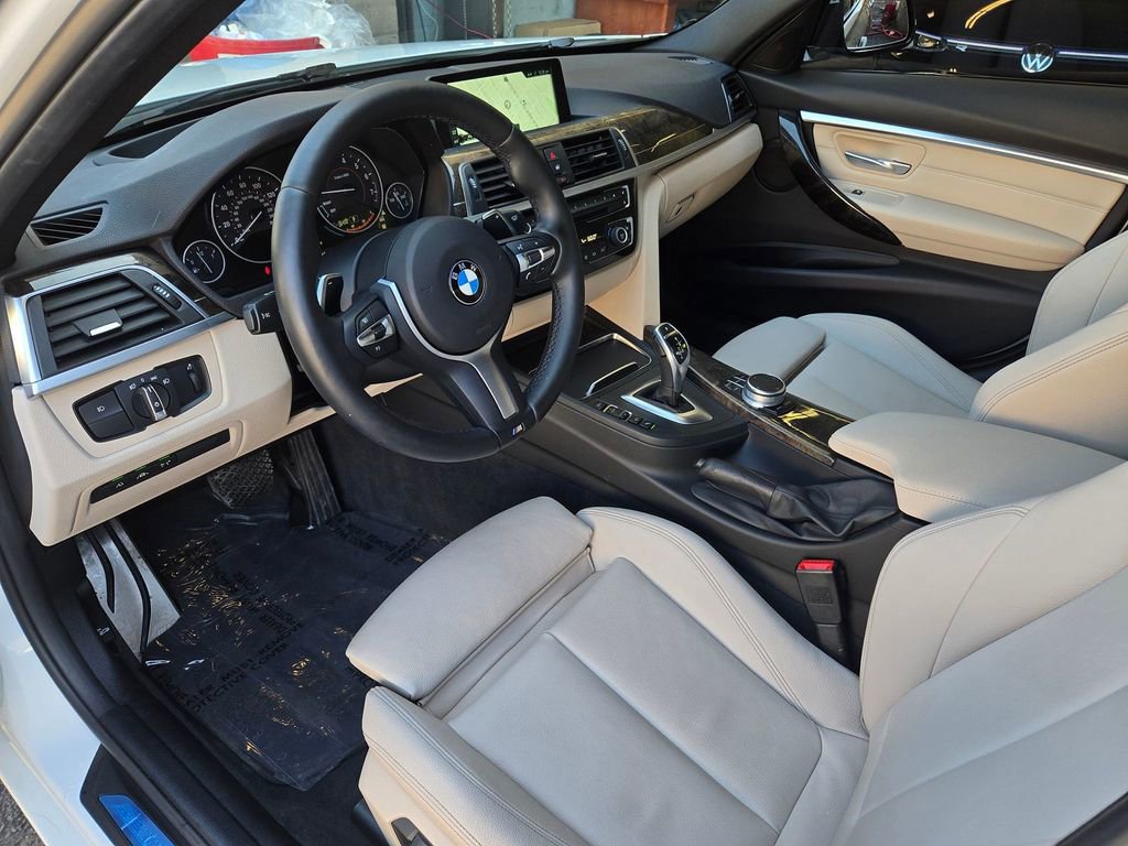 Used 2017 BMW 330i Sedan image 9