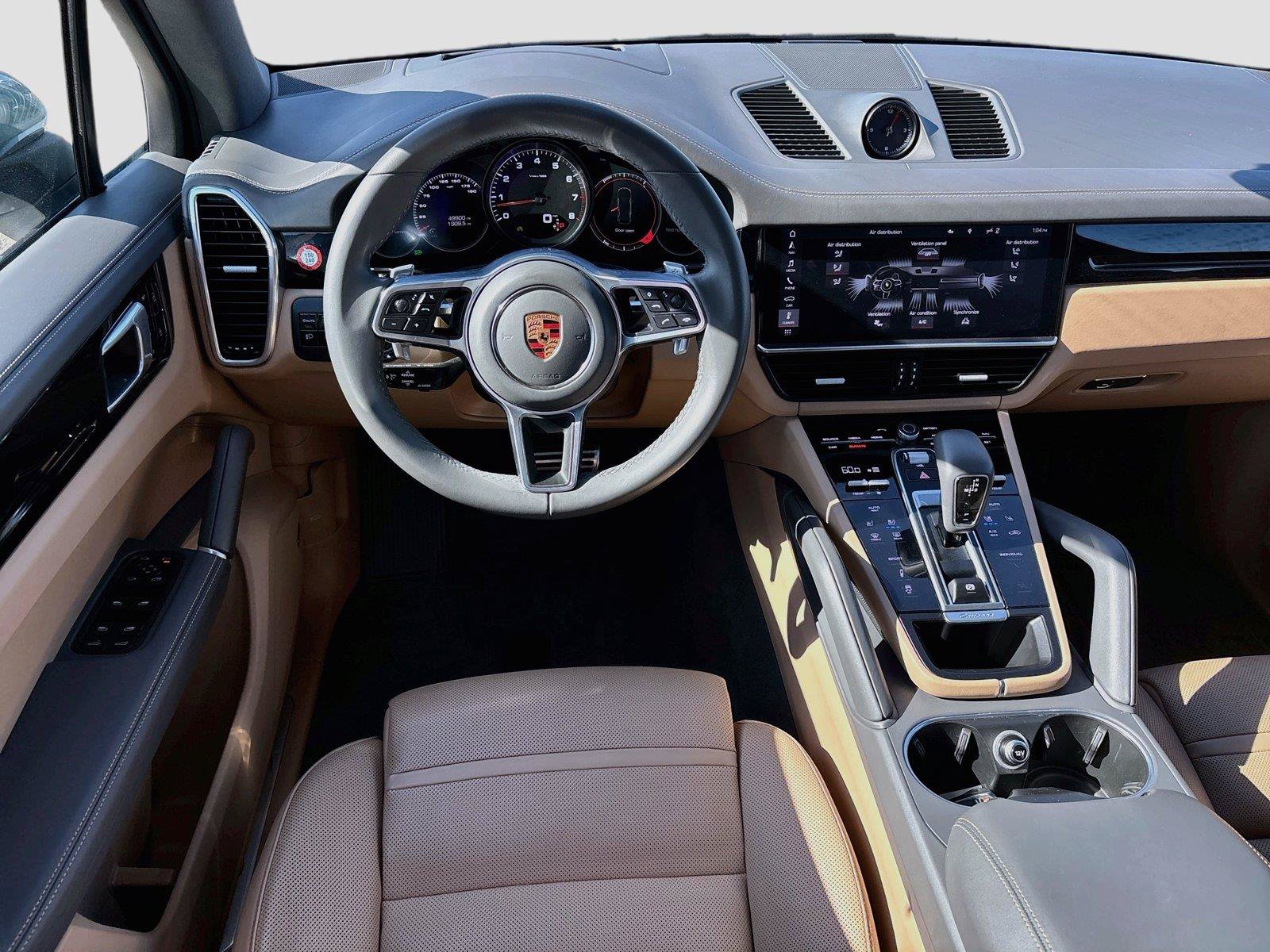 Used 2020 Porsche Cayenne S AWD/4WD image 2