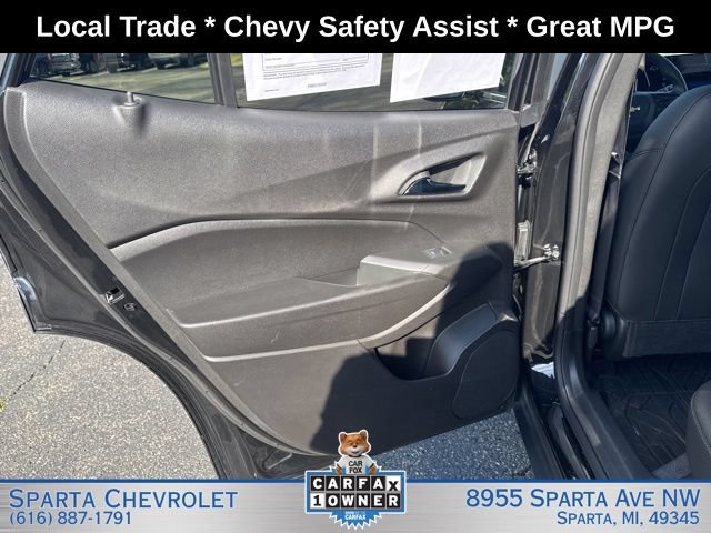 Used 2024 Chevrolet Trax LT FWD image 23