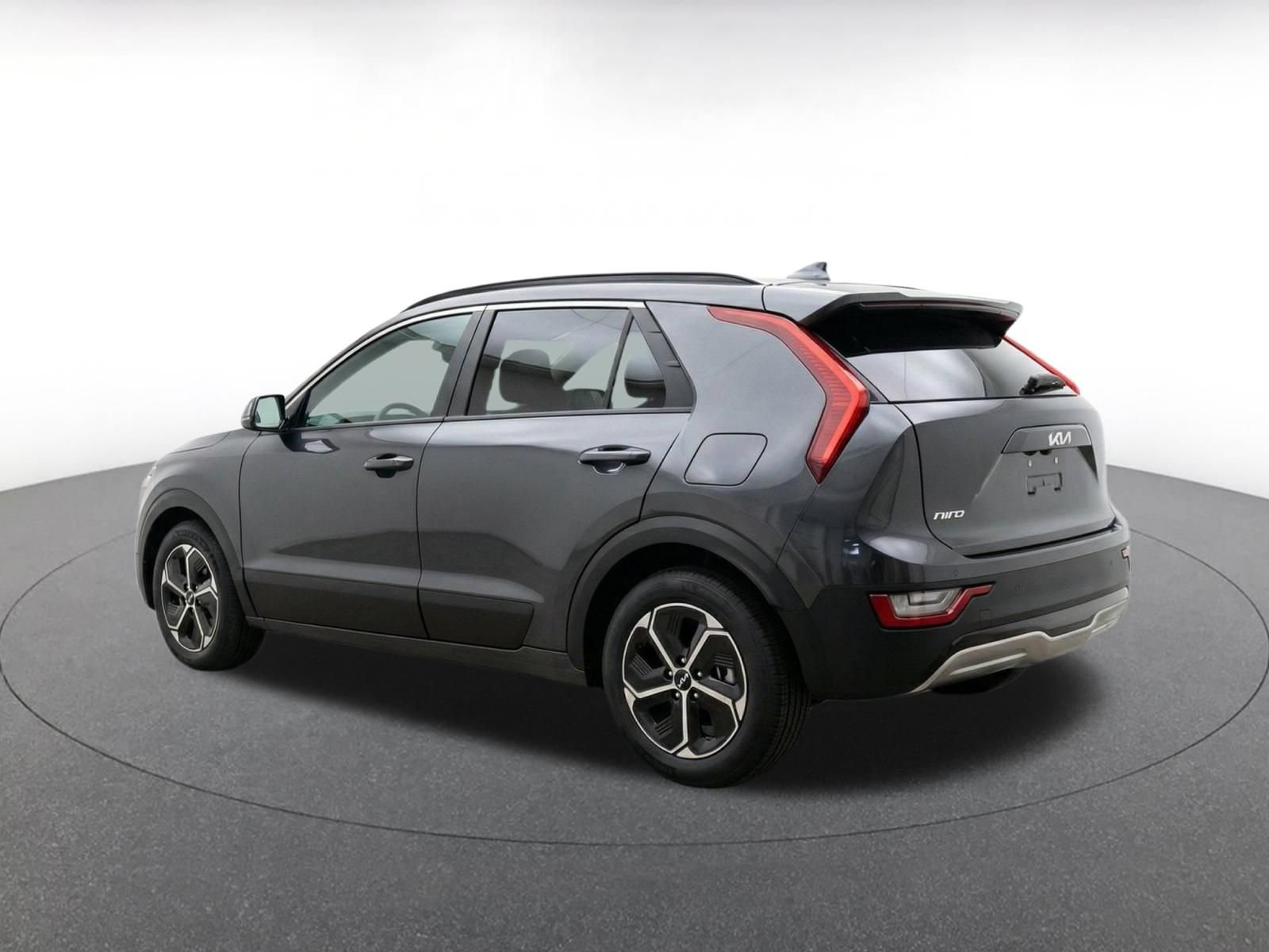 Used 2026 Kia Niro LX FWD image 7
