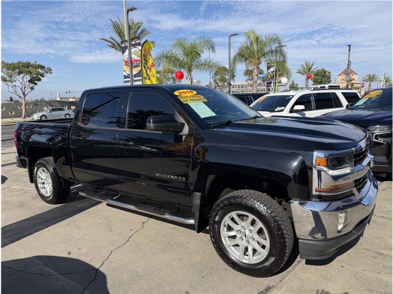 Used 2018 Chevrolet Silverado 1500 LT w/ All Star Edition RWD image 50