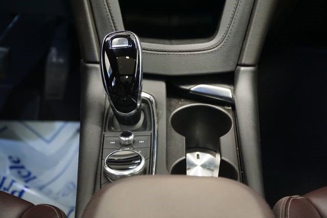 Certified 2022 Cadillac XT6 Premium Luxury w/ Technology Package image 16