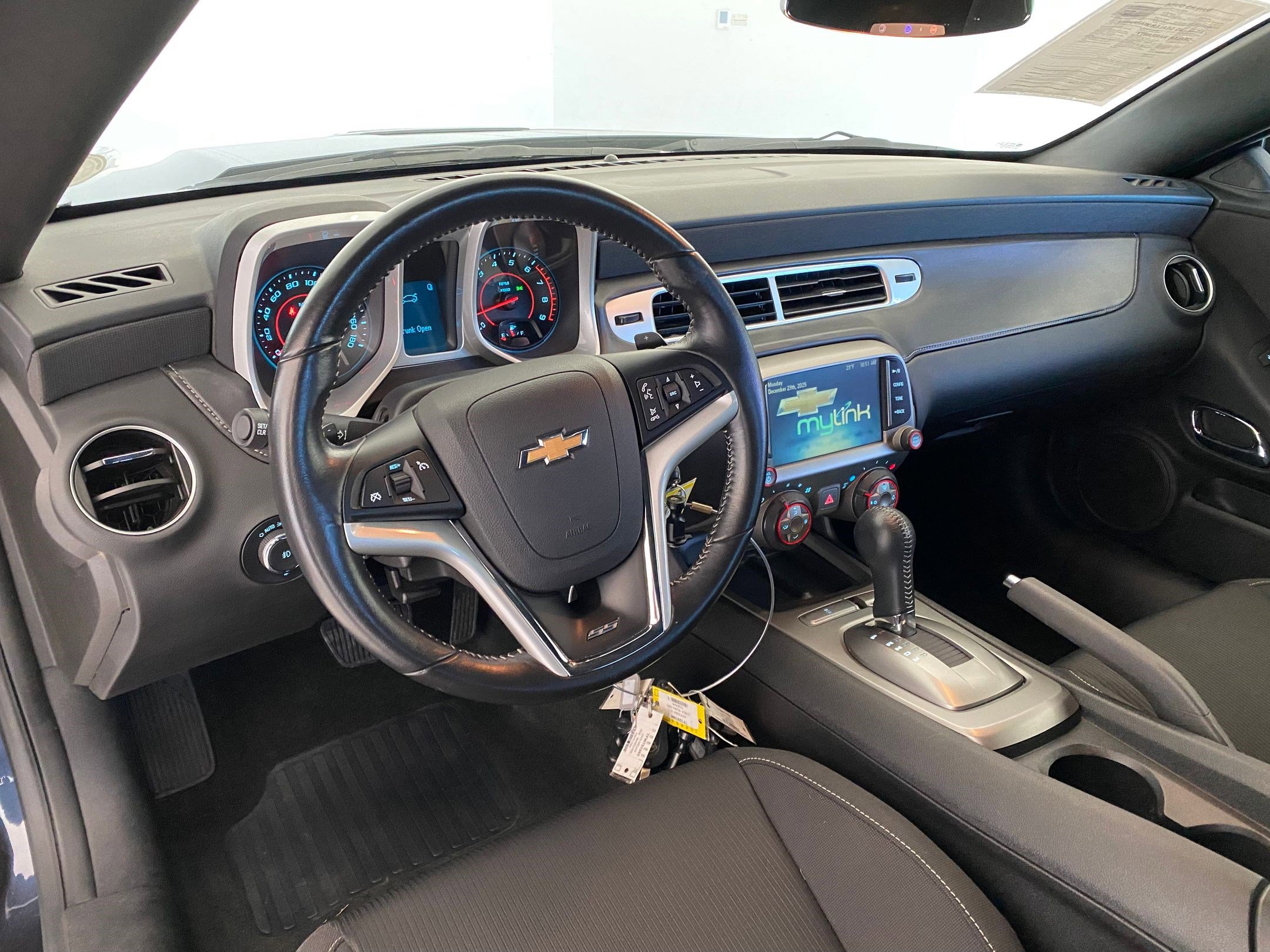 Used 2014 Chevrolet Camaro SS image 4