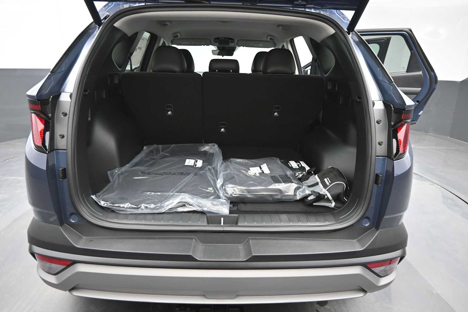 New 2026 Hyundai Tucson SEL Plus w/ Tow & Go Package AWD/4WD image 14
