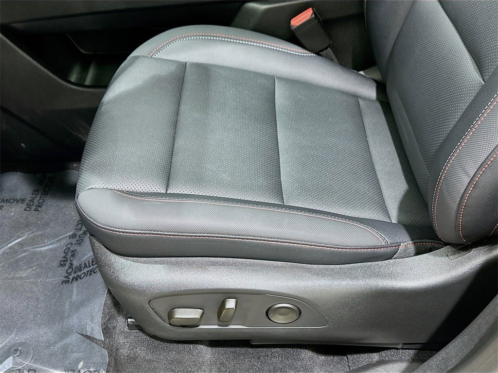 Used 2025 Chevrolet Traverse Z71 image 20