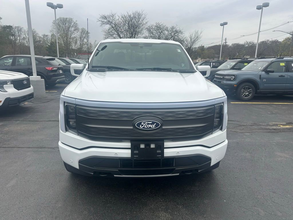 Used 2025 Ford F150 Lightning Lariat AWD/4WD image 2