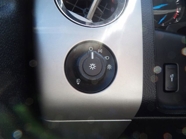 Used 2016 Ford Expedition EL XLT AWD/4WD image 19