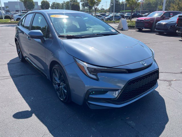 Used 2026 Toyota Corolla SE FWD image 4