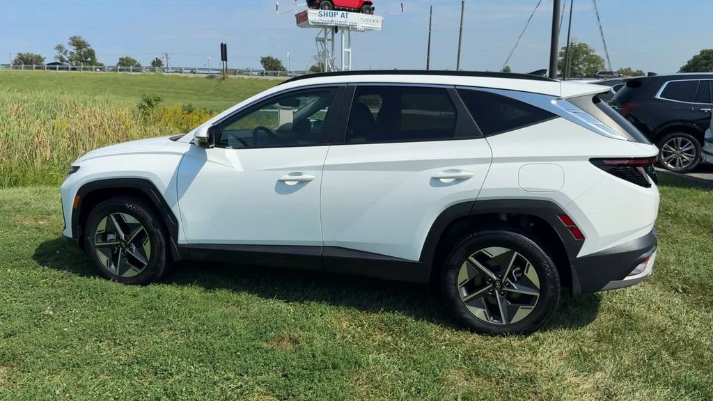 Used 2025 Hyundai Tucson SEL AWD/4WD image 4