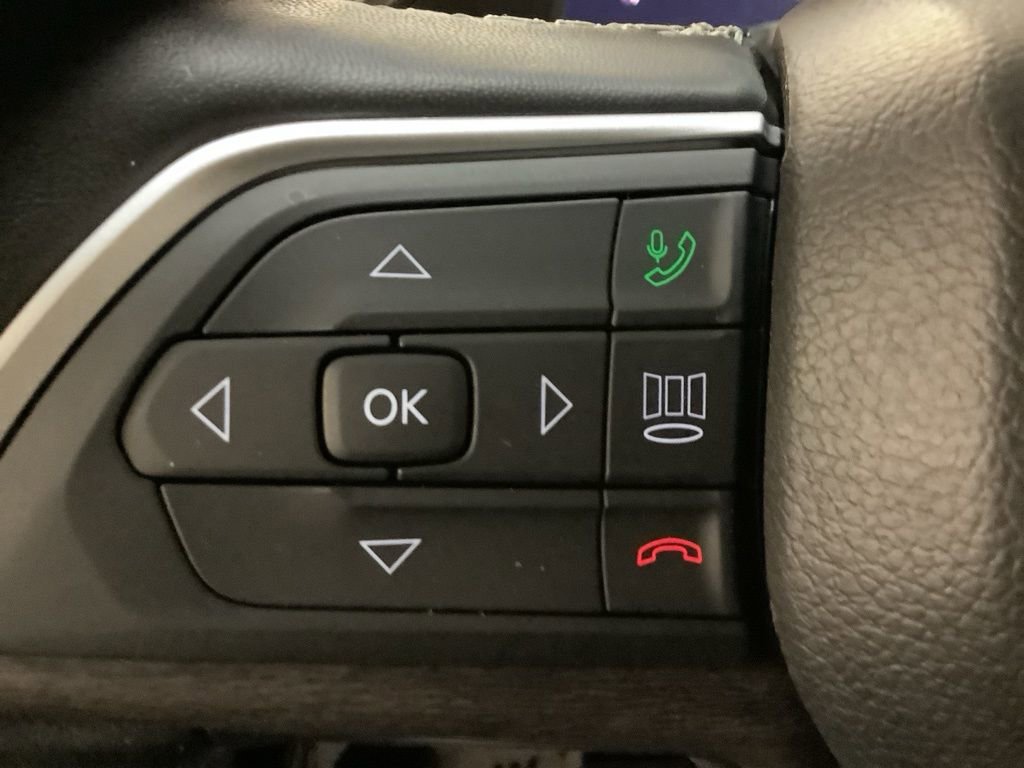 Used 2022 Jeep Grand Cherokee Limited AWD/4WD image 29