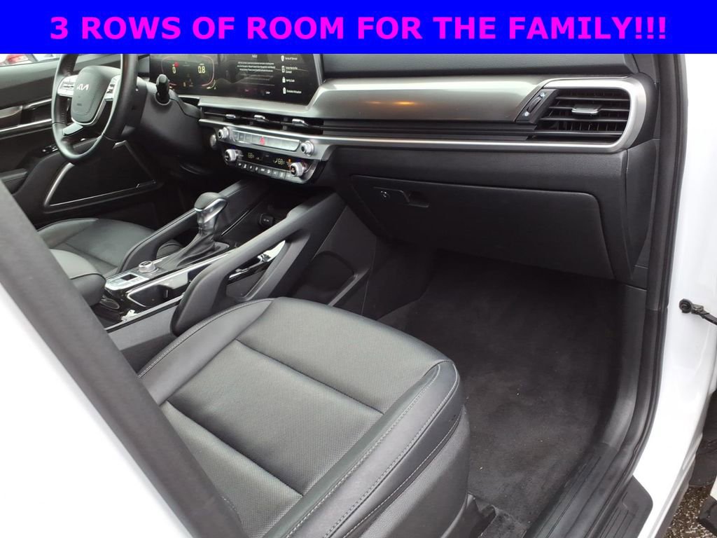 Used 2023 Kia Telluride LX image 9