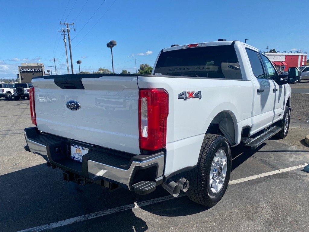 New 2025 Ford F250 XLT image 8
