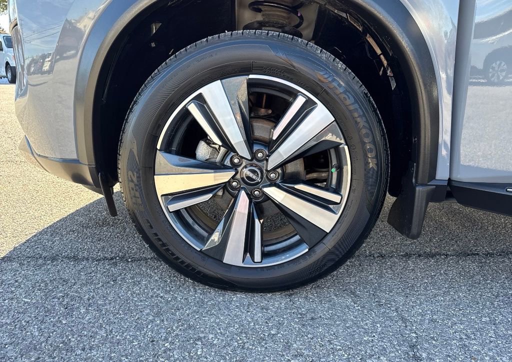 Used 2023 Nissan Rogue SL image 58