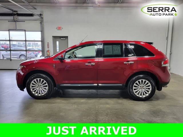 Used 2013 Lincoln MKX AWD w/ Wood Pkg image 8