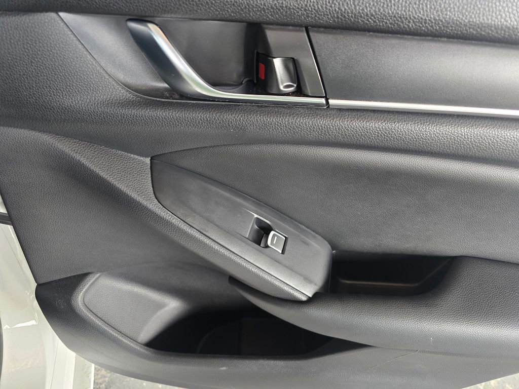 Used 2019 Honda Accord Sport image 24