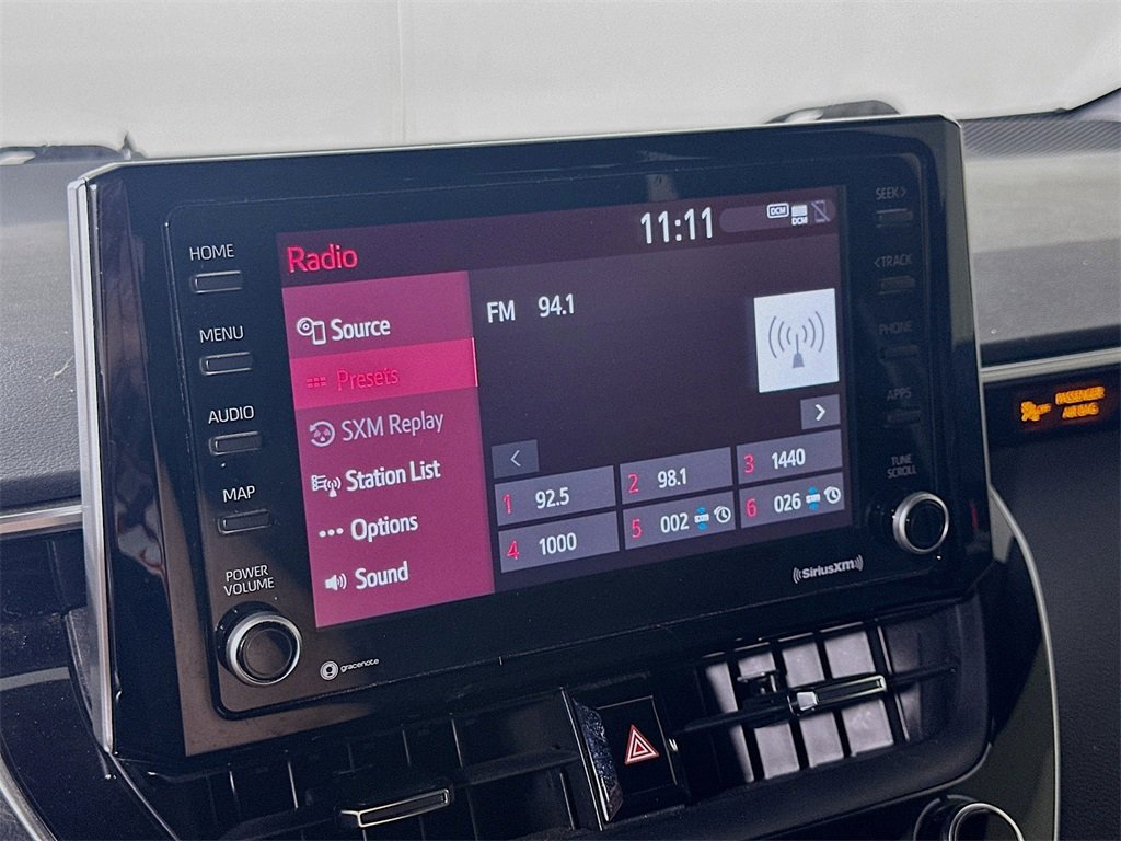 Used 2022 Toyota Corolla SE image 29