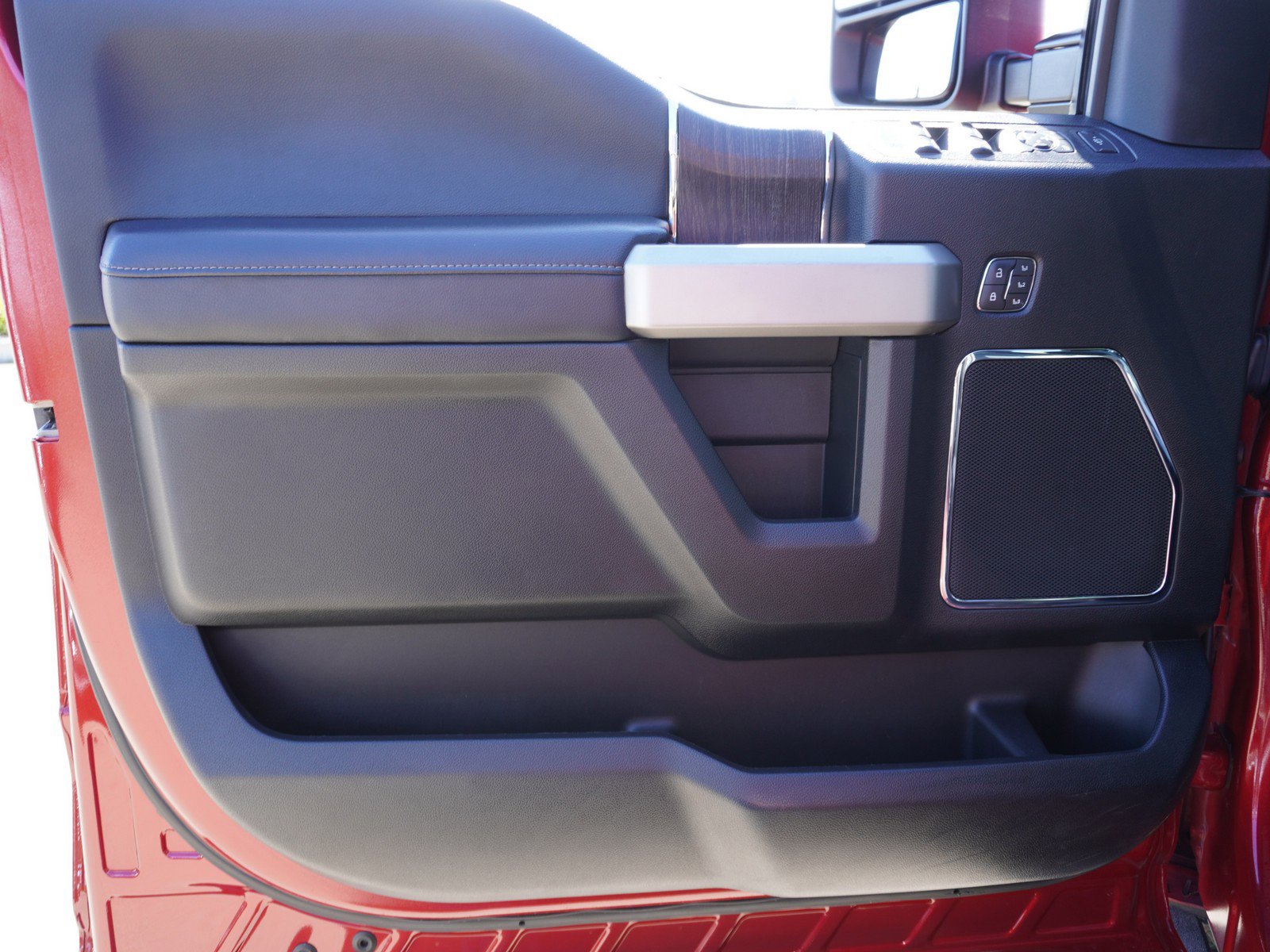 Used 2021 Ford F250 Lariat w/ Tremor Off-Road Package image 20