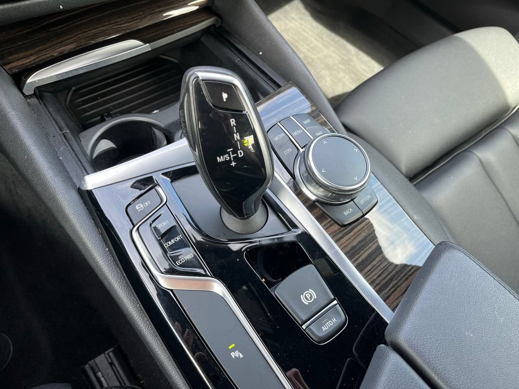 Used 2018 BMW 530i xDrive AWD/4WD image 34