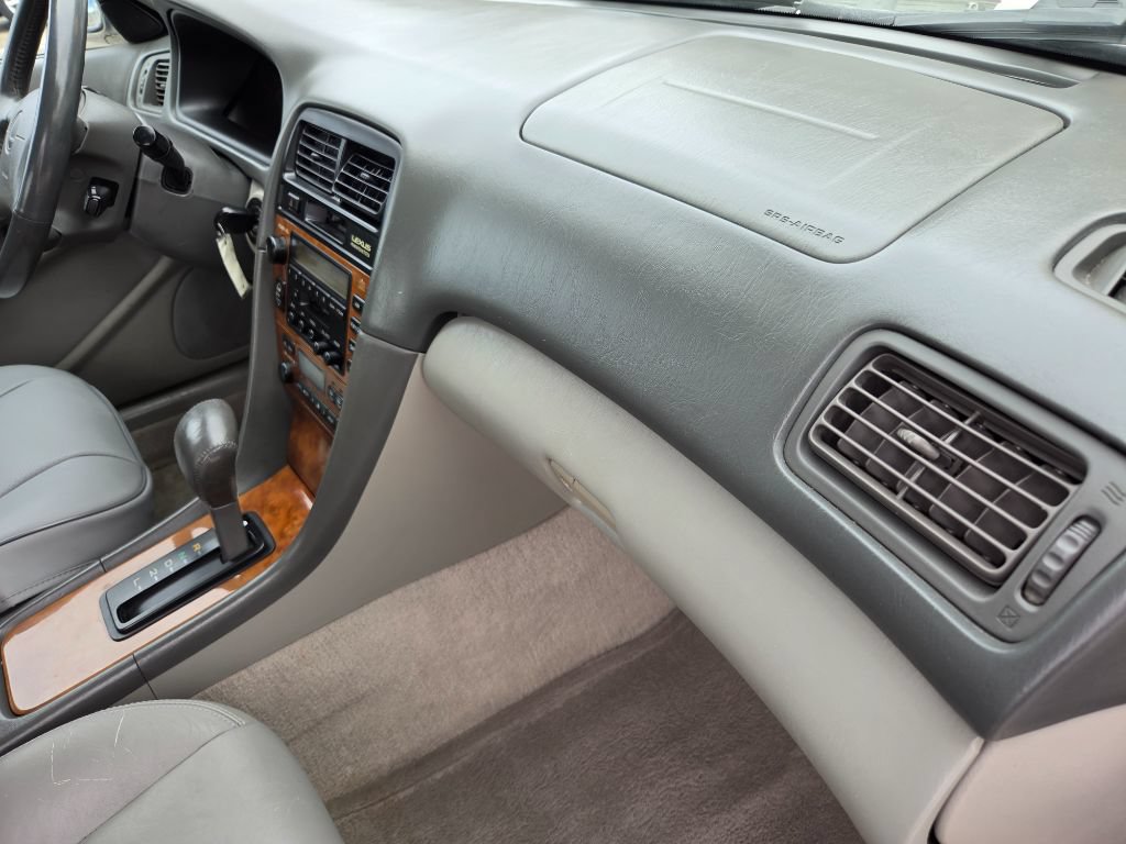 Used 2000 Lexus ES 330 w/ Lexus Value Pkg FWD image 38