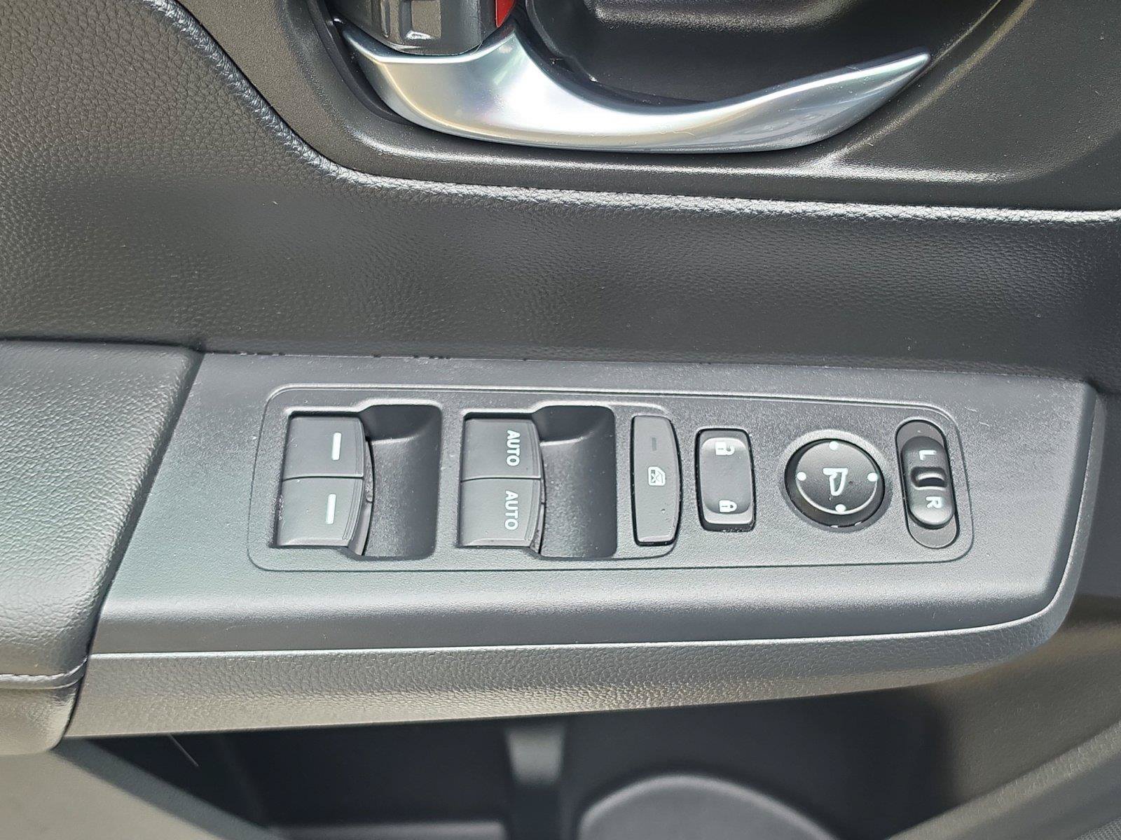 Certified 2025 Honda CR-V EX image 17