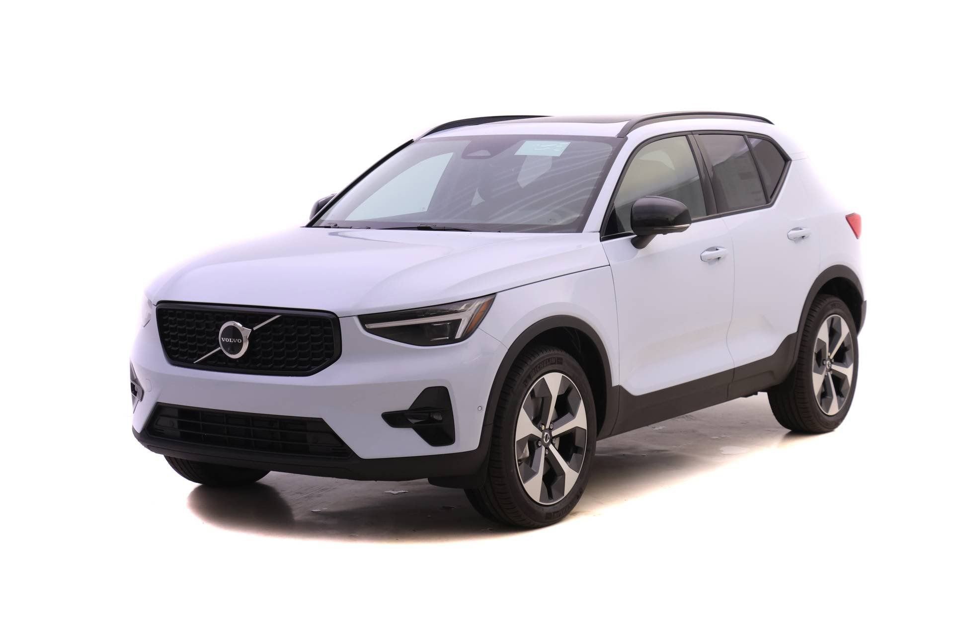 New 2026 Volvo XC40 B5 Plus w/ Protection Package Premier AWD/4WD image 1