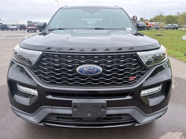 Used 2020 Ford Explorer ST w/ Premium Technology Package AWD/4WD image 3