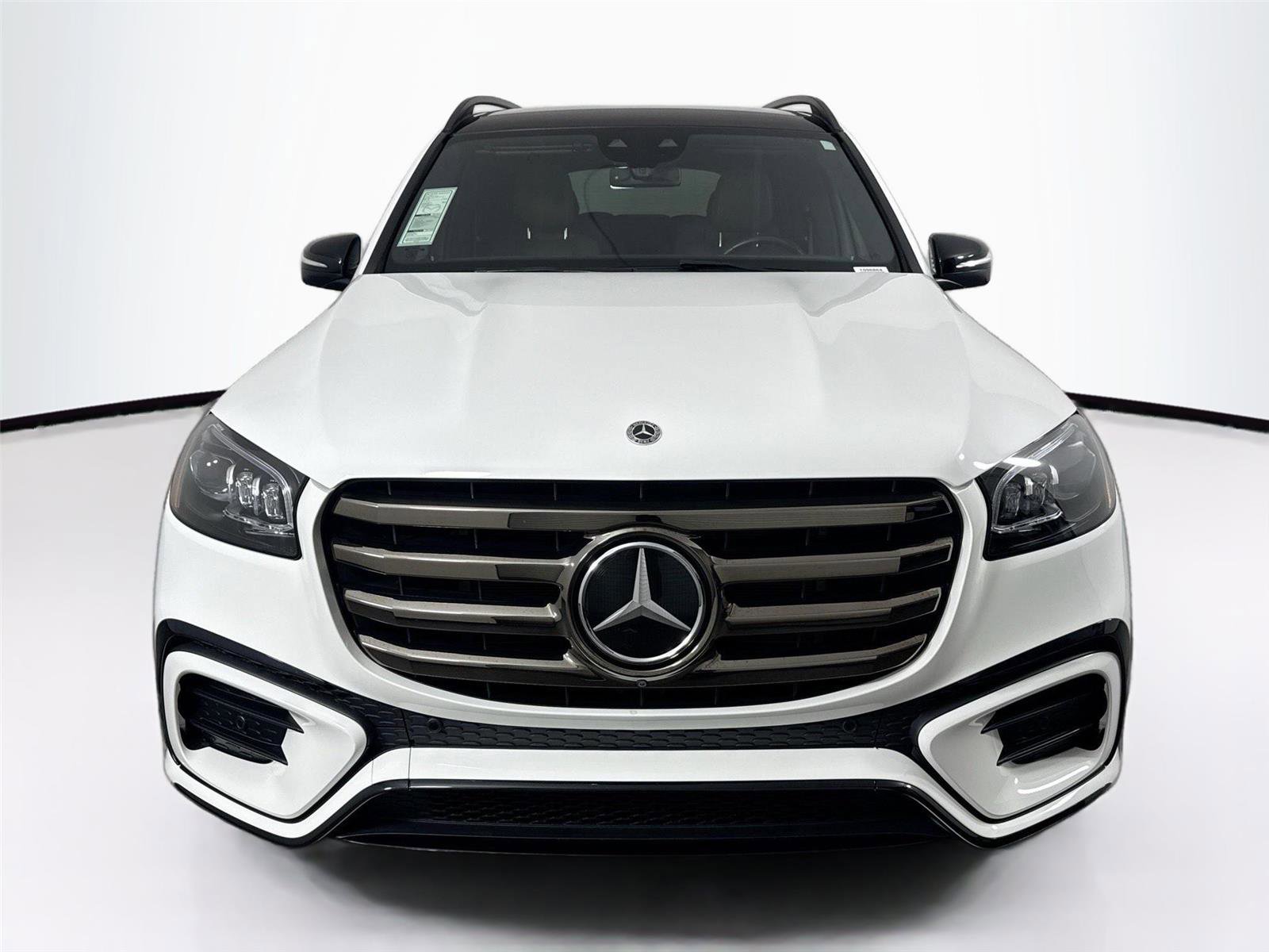 Used 2024 Mercedes-Benz GLS 450 4MATIC w/ AMG Line Exterior image 10