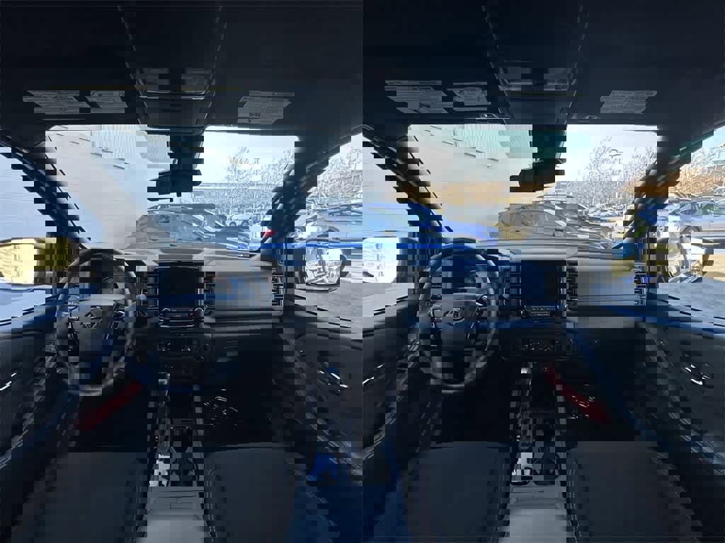 Used 2024 Nissan Frontier Pro-X w/ Pro Convenience Package image 10