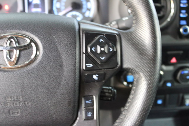 Used 2021 Toyota Tacoma TRD Sport AWD/4WD image 17