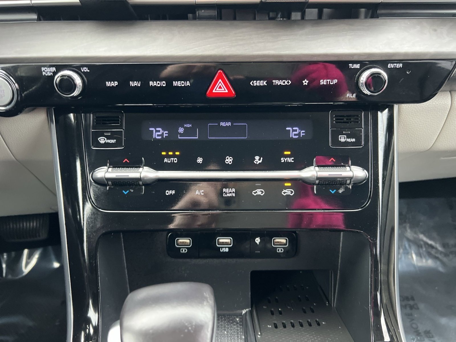 Used 2022 Kia Carnival SX image 21