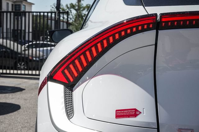 New 2026 Kia EV6 Light RWD image 16