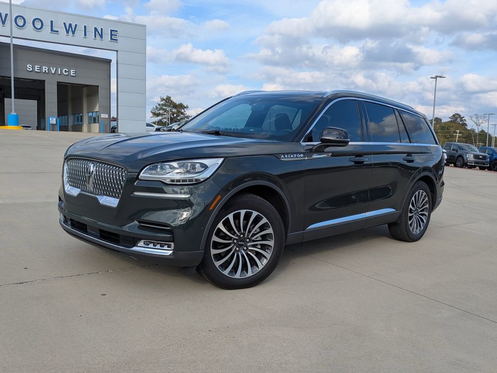 Used 2023 Lincoln Aviator Reserve w/ Equipment Group 201A image 4