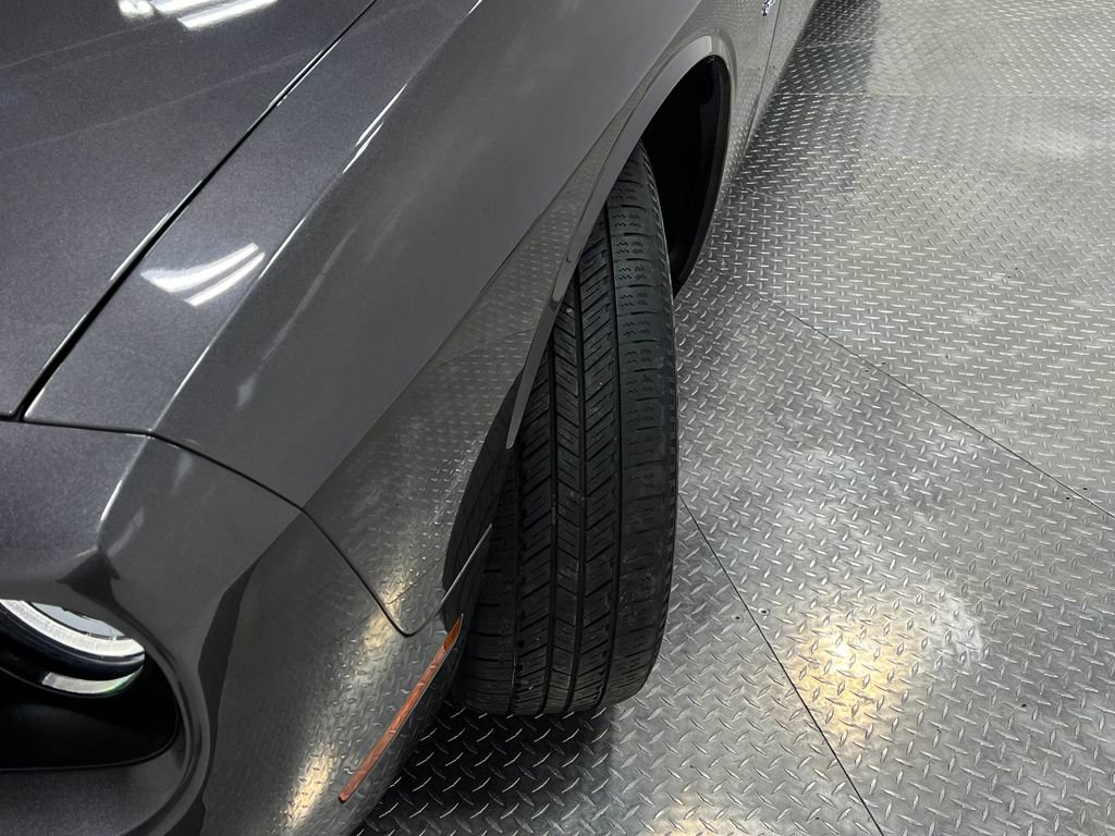 Used 2018 Dodge Challenger GT image 34