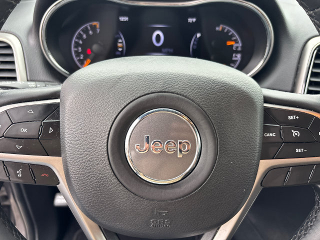 Used 2019 Jeep Grand Cherokee Laredo AWD/4WD image 16