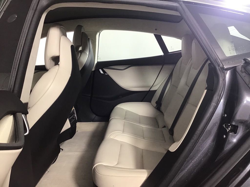 Used 2018 Tesla Model S 100D image 28