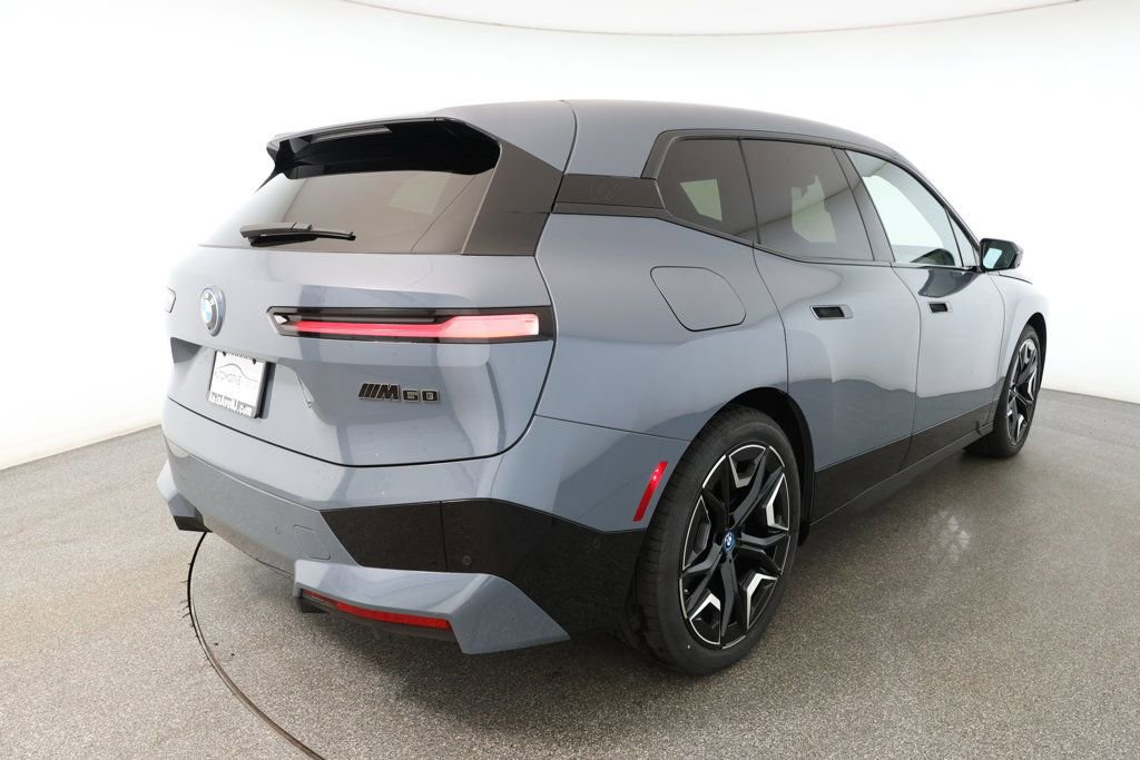 Used 2023 BMW iX M60 w/ Executive Package image 4