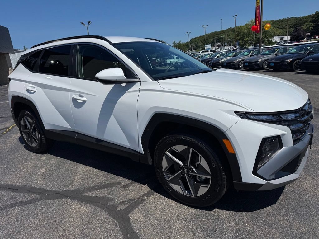 Certified 2026 Hyundai Tucson SEL Plus AWD/4WD image 3