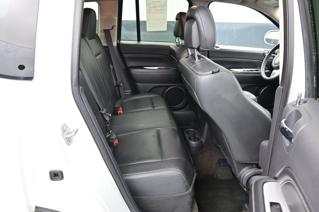 Used 2017 Jeep Compass High Altitude FWD image 30