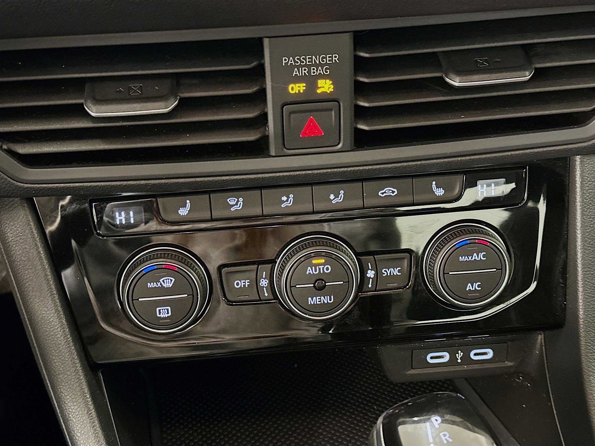 Used 2024 Volkswagen Jetta SE image 23