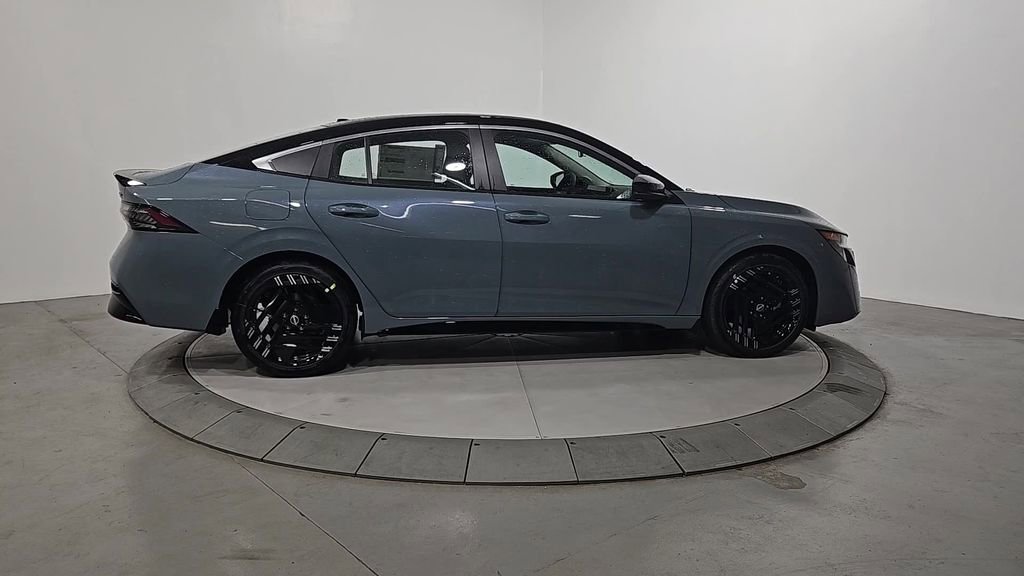 New 2026 Nissan Sentra SR image 7