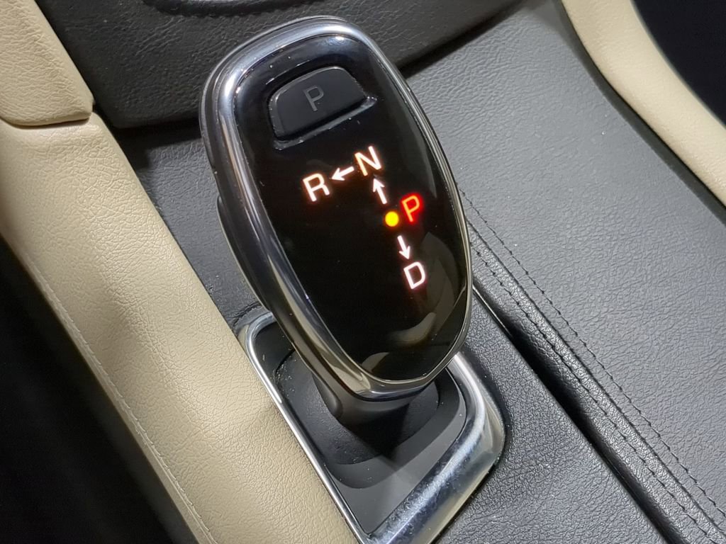 Used 2019 Cadillac XT5 Base image 42