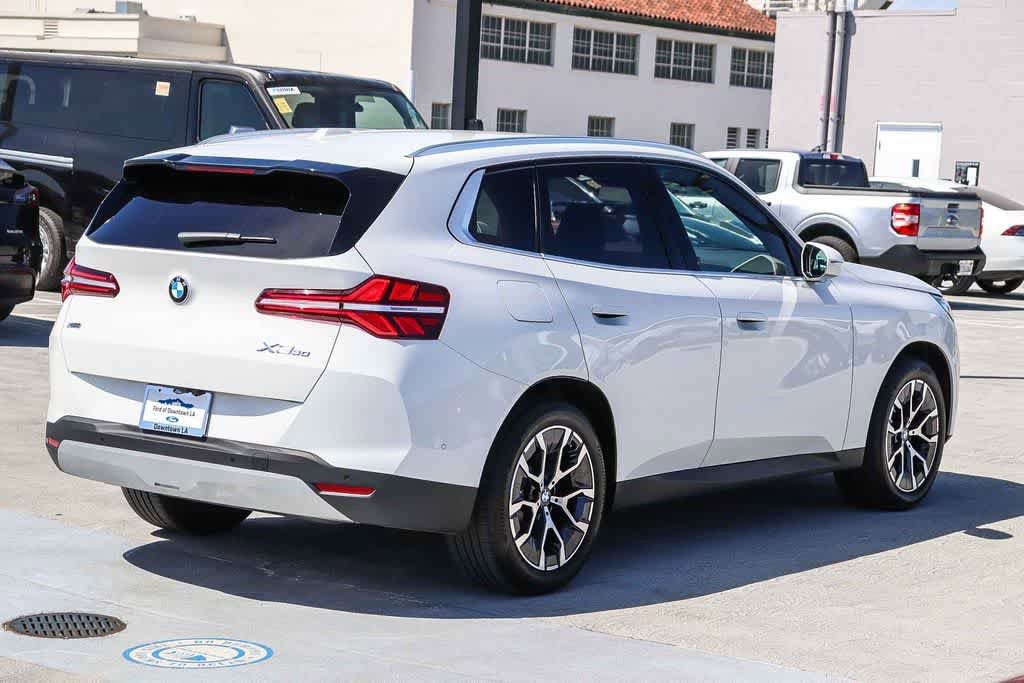 Used 2025 BMW X3 xDrive30i AWD/4WD image 4