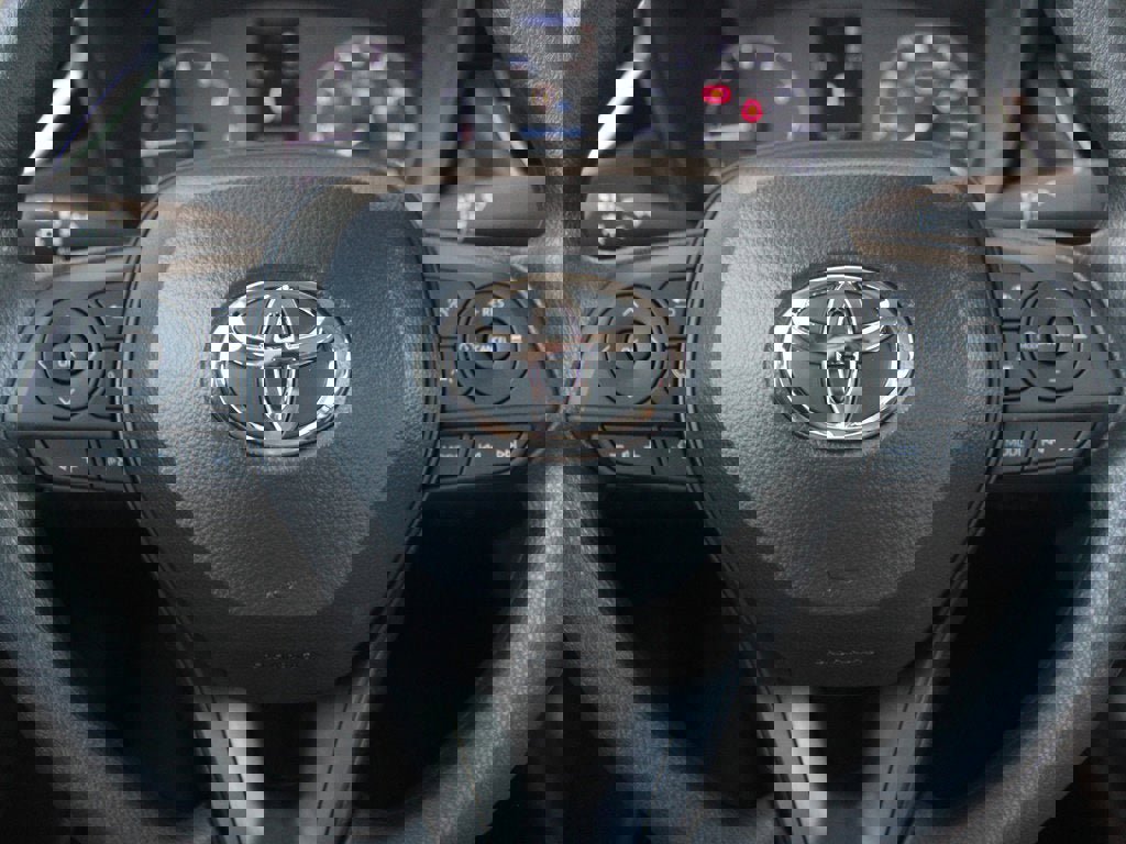 New 2026 Toyota Corolla LE image 5