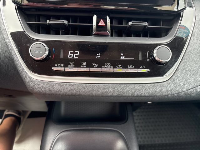 Used 2025 Toyota Corolla LE FWD image 16