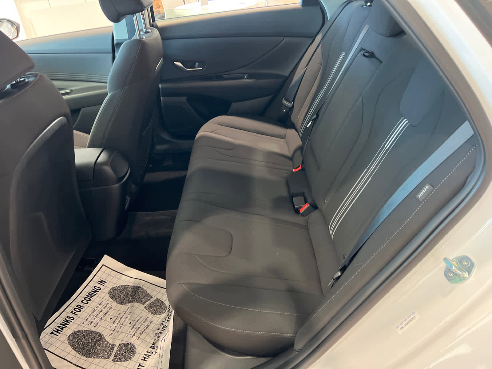 New 2025 Hyundai Elantra SEL image 9