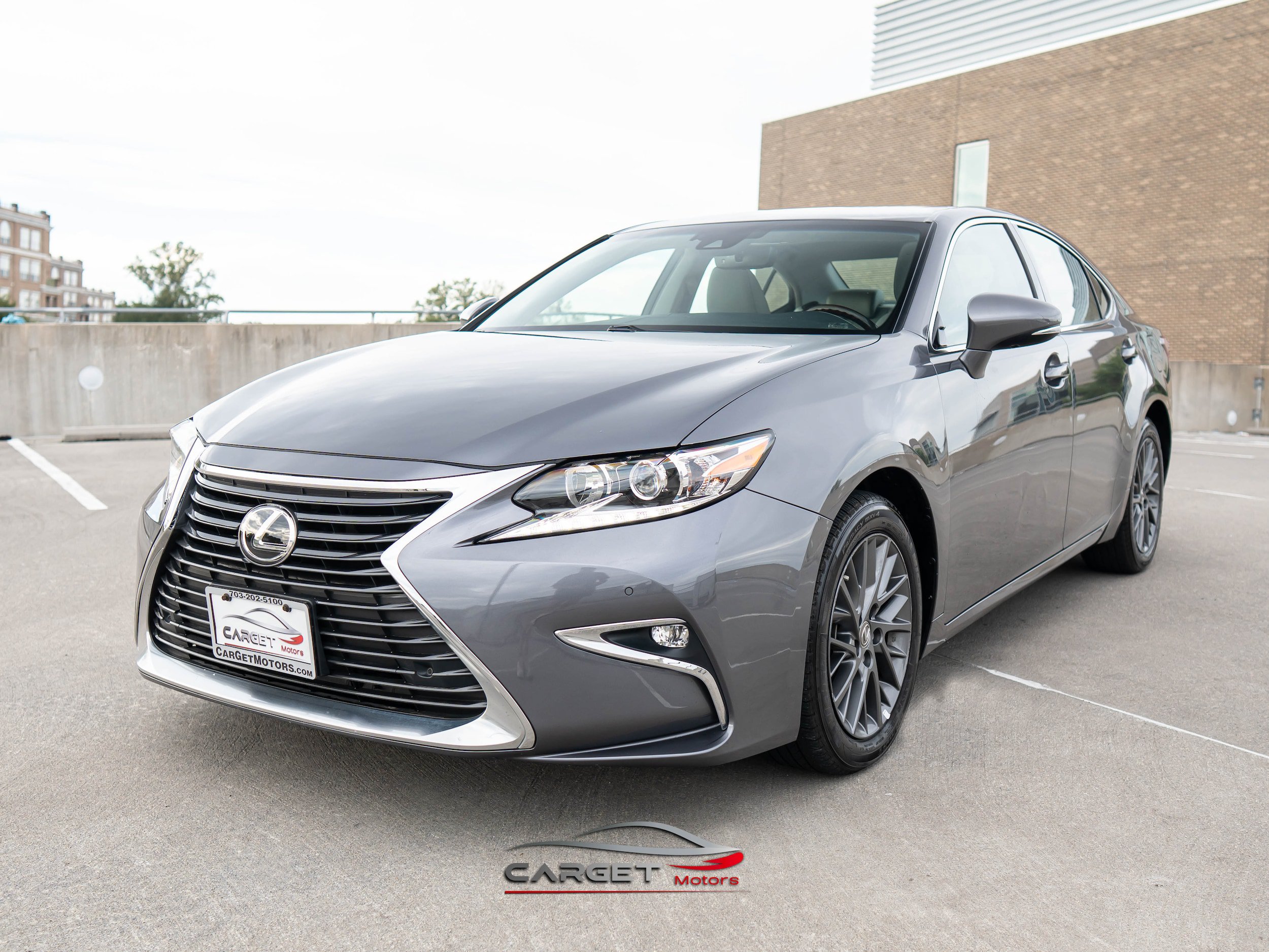 Used 2018 Lexus ES 350 w/ Premier Package FWD image 3
