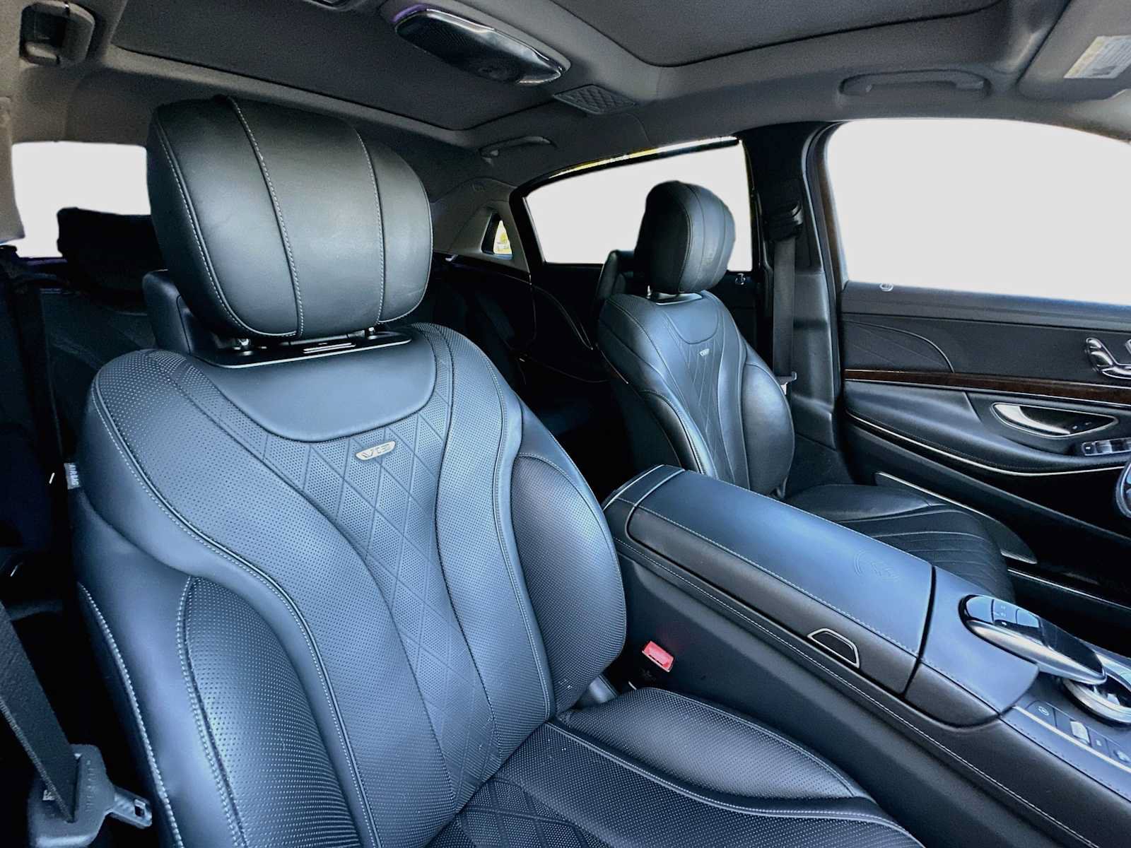 Used 2016 Mercedes-Benz Maybach S 600 image 31