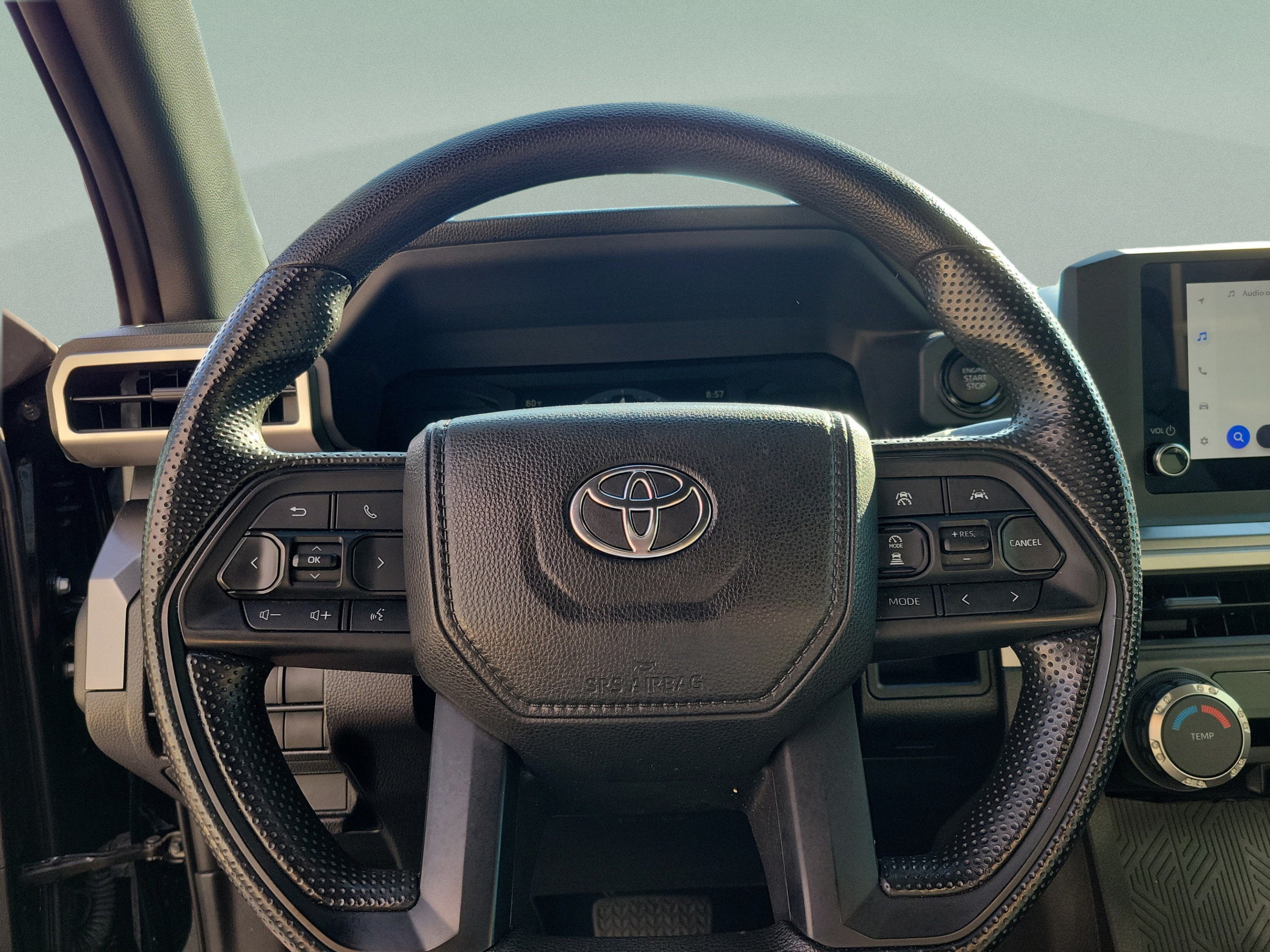 Certified 2025 Toyota Tacoma SR5 AWD/4WD image 13