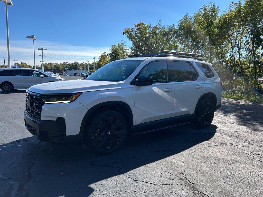 New 2026 Honda Pilot Black Edition image 8