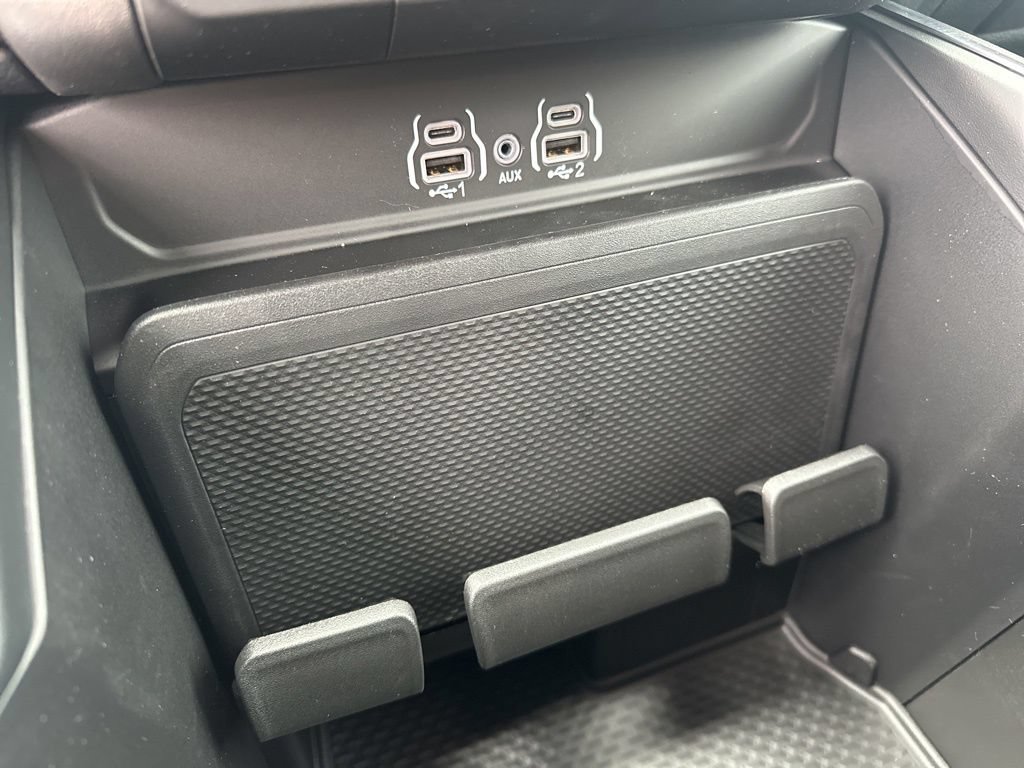 New 2026 RAM 1500 Express AWD/4WD image 22